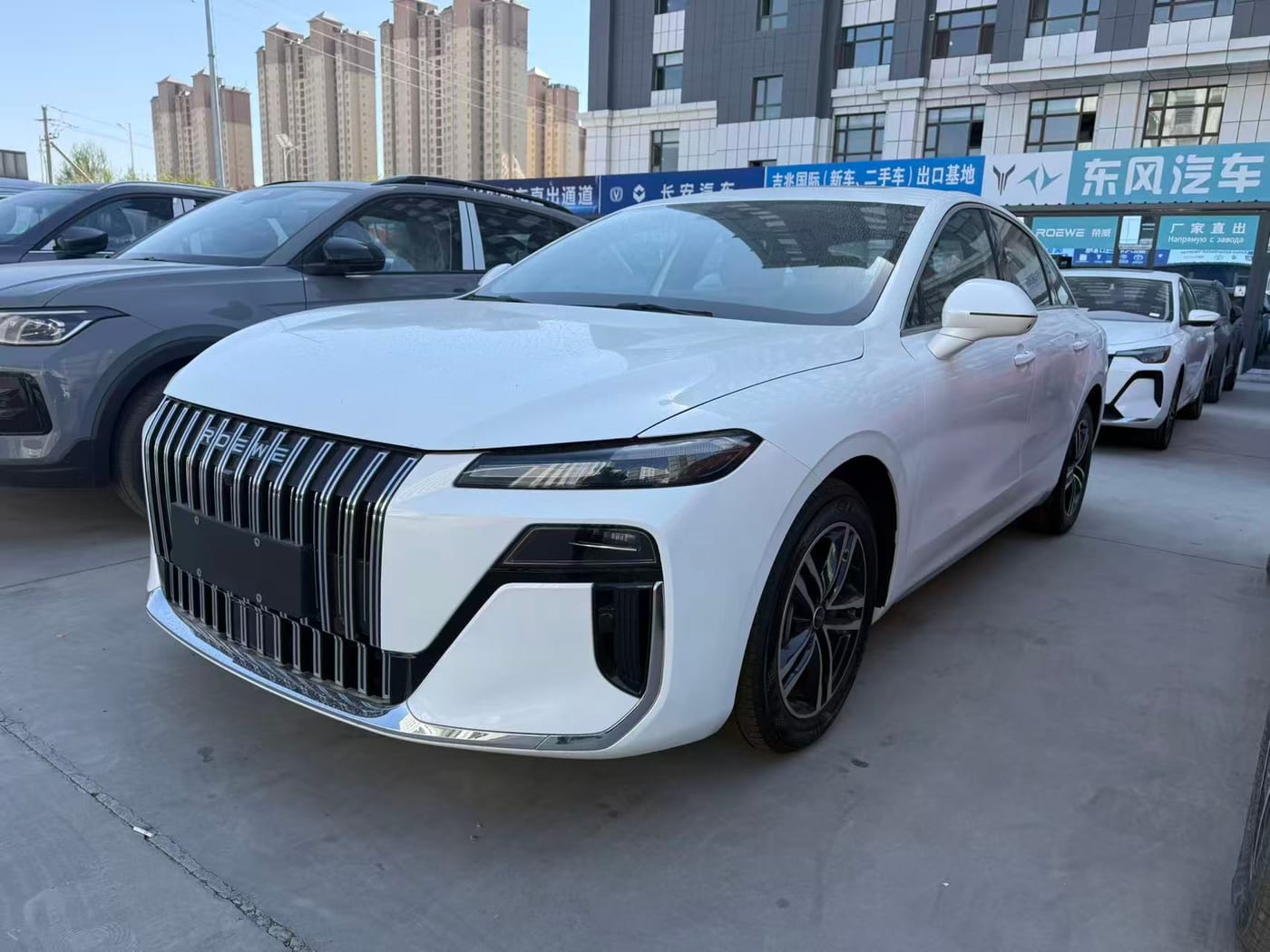 Roewe M7 DMH