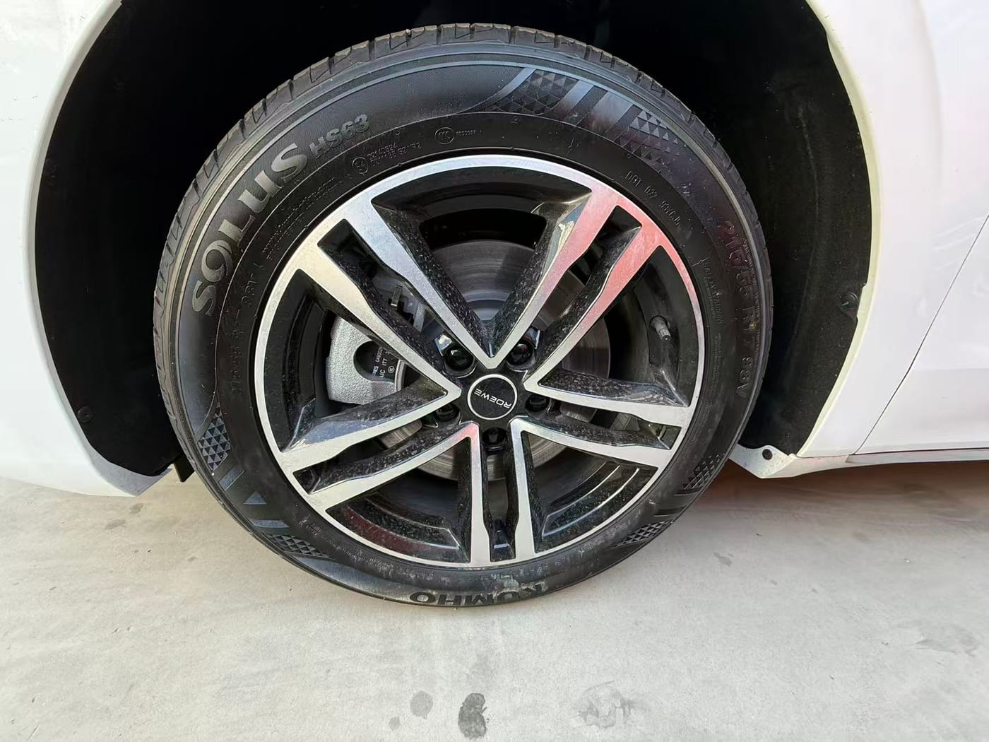 Roewe 8